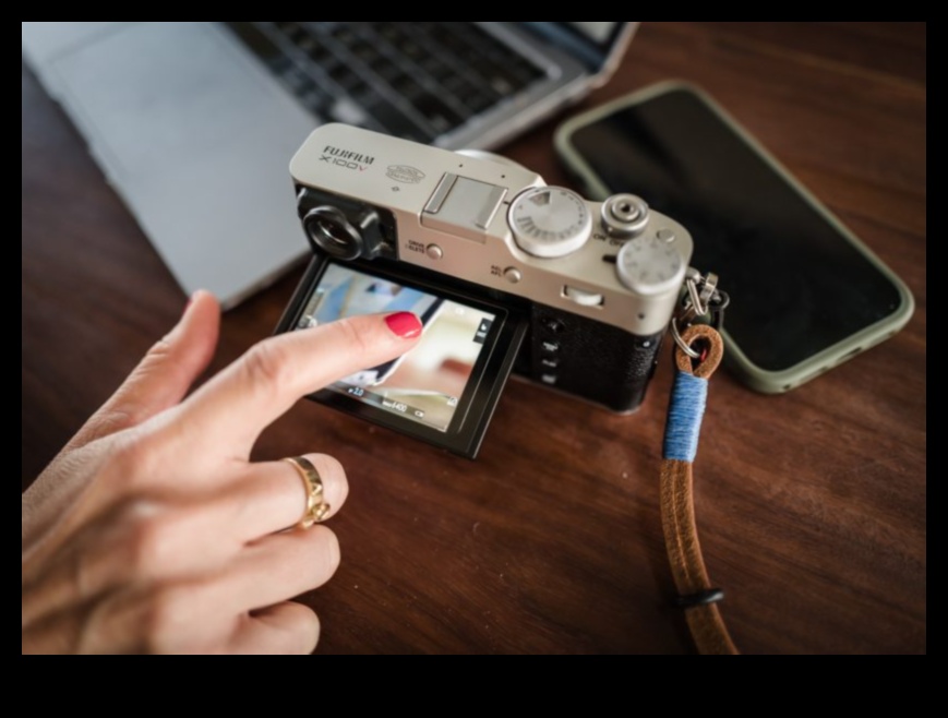 تأطيرها بشكل صحيح: الكاميرات ذات شاشات اللمس المفصلية