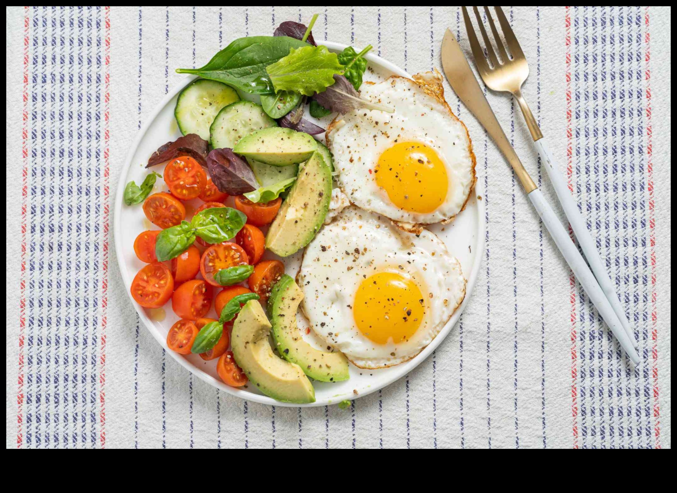 5 وصفات إفطار عالية البروتين لبدء يومك 4 أفكار الإفطار الغنية بالبروتين: ابدأ يومك بشكل صحيح