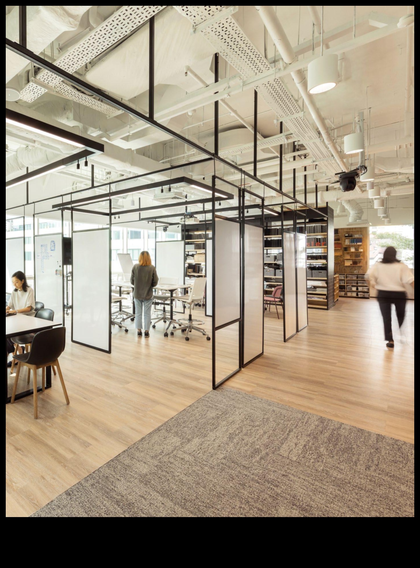 معرض المكاتب الذكية نظرة على تقنيات الجيل التالي التي تشكل مساحات العمل الحديثة 3 معرض المكاتب الذكية: تقنيات الجيل التالي التي تشكل مساحات العمل الحديثة